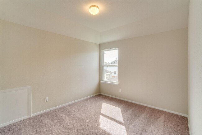 Building Photo - 123 White Dunes Dr