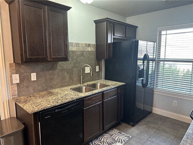 Building Photo - 3903 S W Capstone Ave