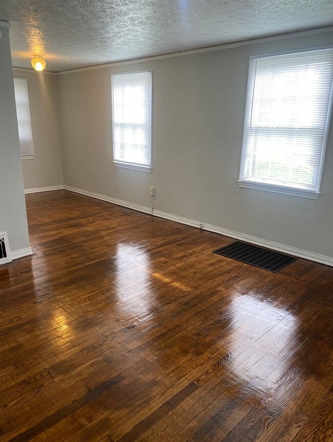 Building Photo - 1500-1506 Perdue Street