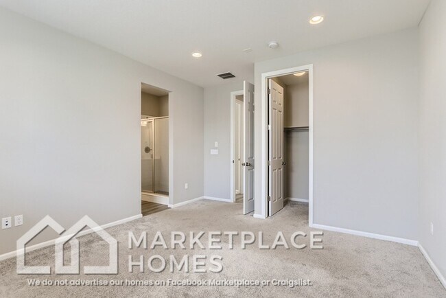 Building Photo - 27003 E Archer Ave