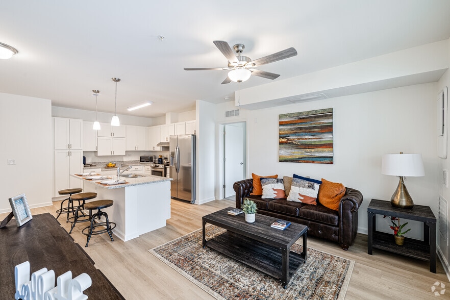 Primary Photo - Ashlake Crossings Apartments 55+ Community