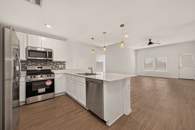 Building Photo - 3242 Spanish Oak Ln