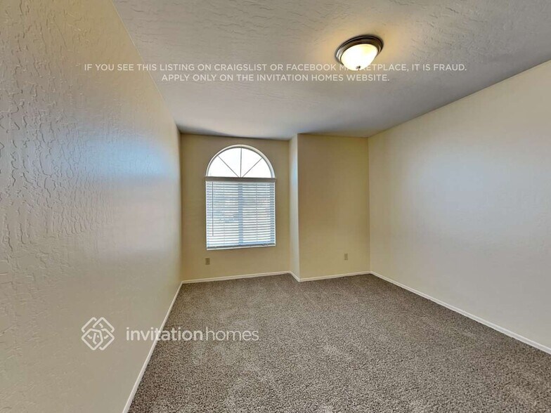 Building Photo - 5915 W Manzanita Ct