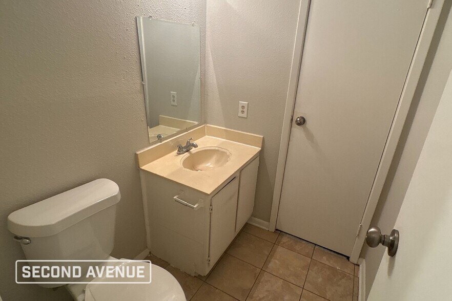 Building Photo - 11727 Mosscrest Dr