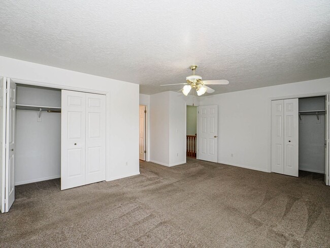 Building Photo - Charming 3-Bed, 2-Bath Home in Prime Ameri...