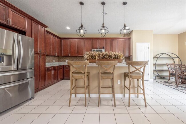 Building Photo - 207 Black Springs Ln