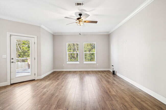 Building Photo - 1513 23rd St