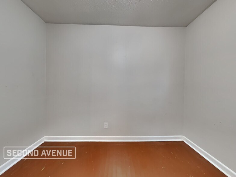 Building Photo - 3213 Brasque Dr