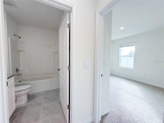 Building Photo - 2054 Tay Wes Dr