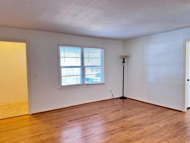 Building Photo - 1304 Downing St