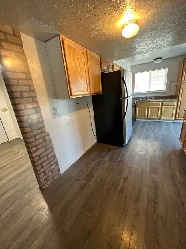 Building Photo - 243 Nevada St