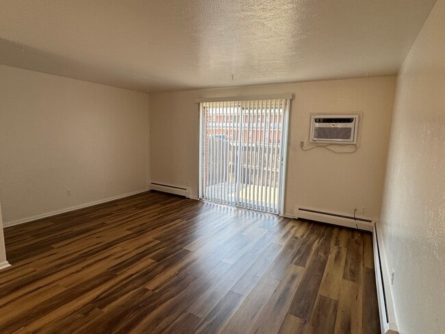 Building Photo - 6035 W 47th Ave