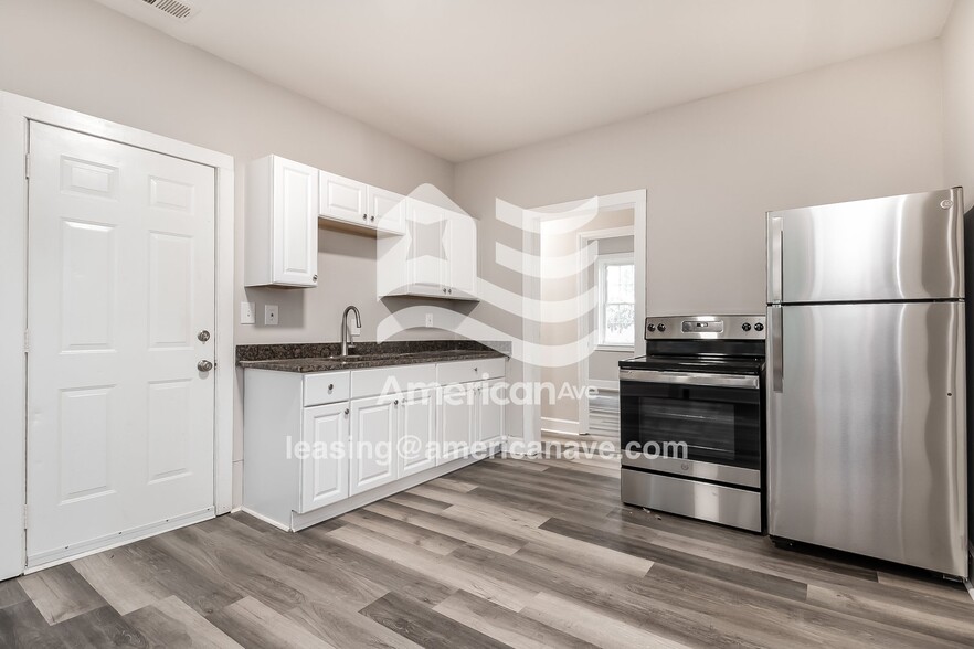 Building Photo - 295 Strickland Ave