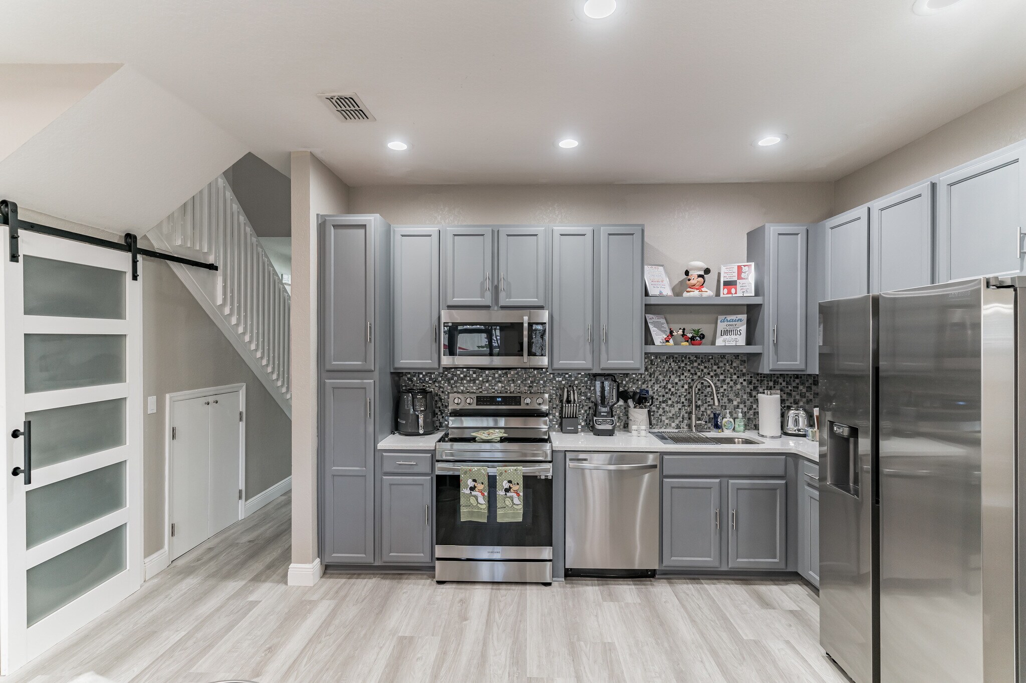 Building Photo - 2468 Caravelle Cir