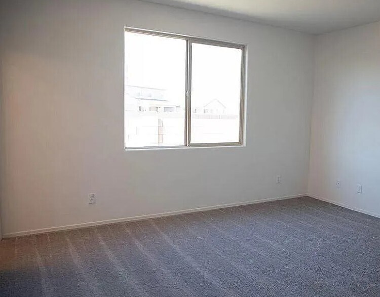 Building Photo - 10671 W Harrigan Dr