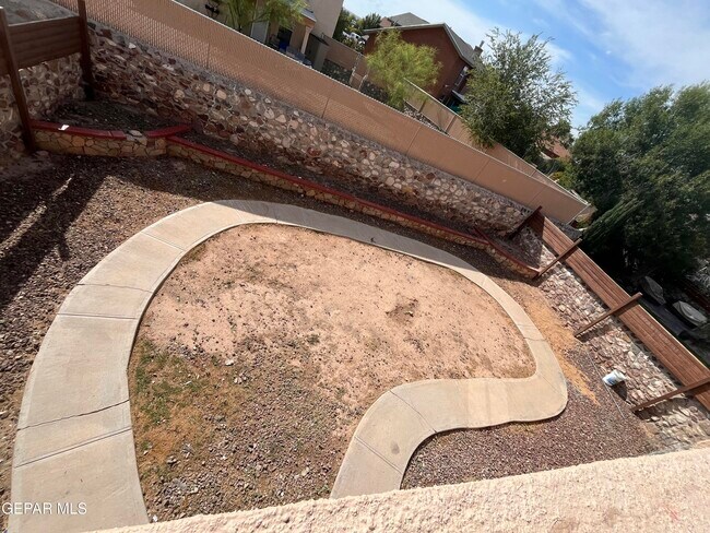 Building Photo - 6105 Pecan Park Pl