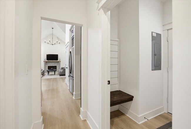 Building Photo - 4052 Poets Trl