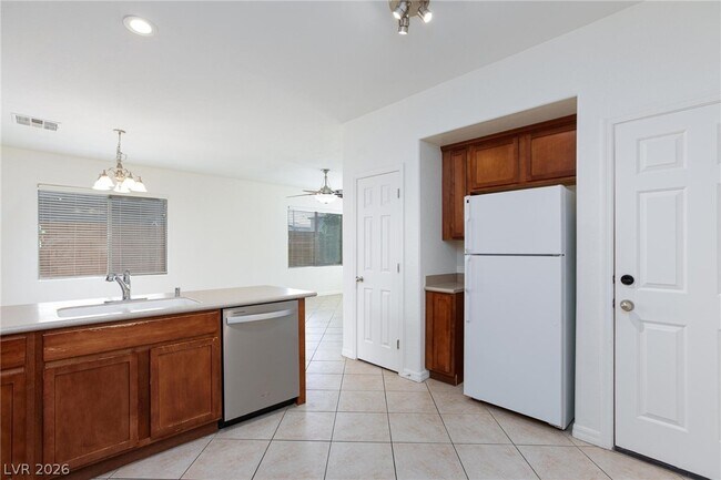 Building Photo - 8984 Salvatore St