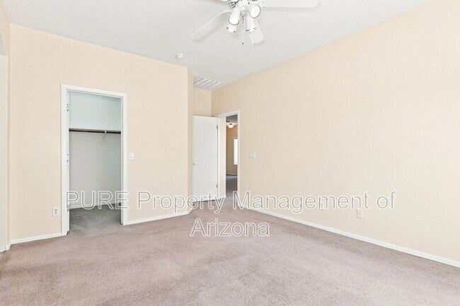 Building Photo - 2807 E Morenci Rd