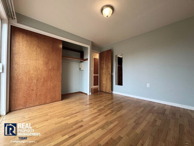 Building Photo - Charming 3 Bedroom Rambler in North Tacoma!