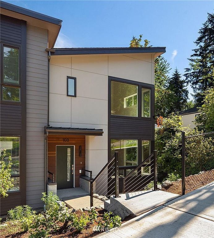 Building Photo - 18115 65th Ave NE