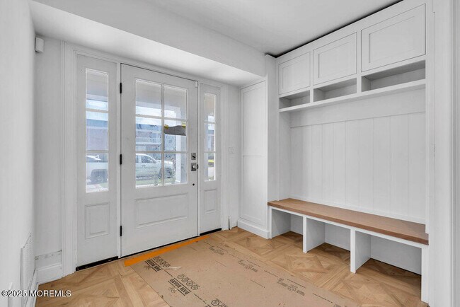 Building Photo - 102 2nd Ave