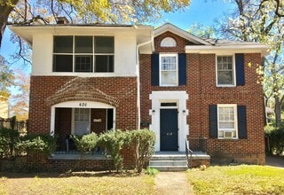 Building Photo - salud618-620