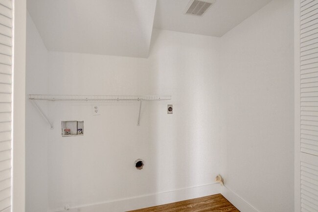 Building Photo - Remodeled 4 Bedroom Home in 89123