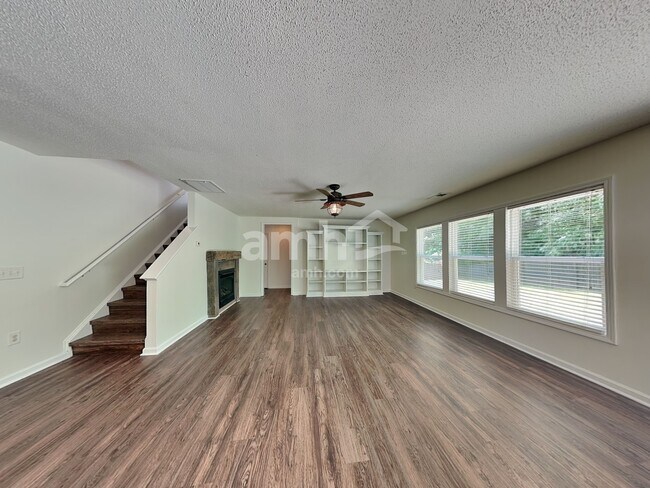 Building Photo - 201 Lameshur Ln