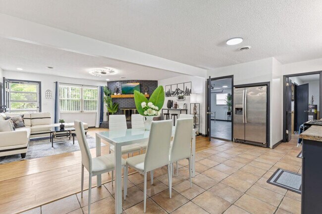 Building Photo - 400 Allensville Rd