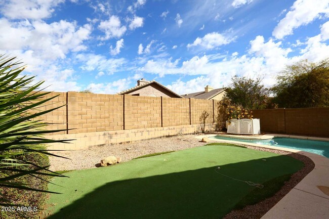 Building Photo - 4604 E Sands Dr