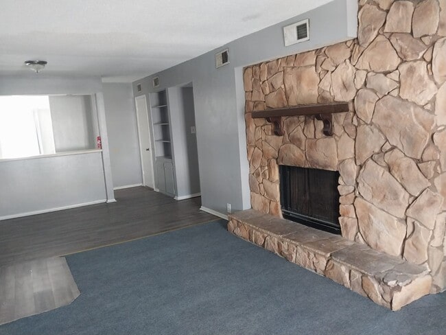 Building Photo - 6320 Riverside Dr
