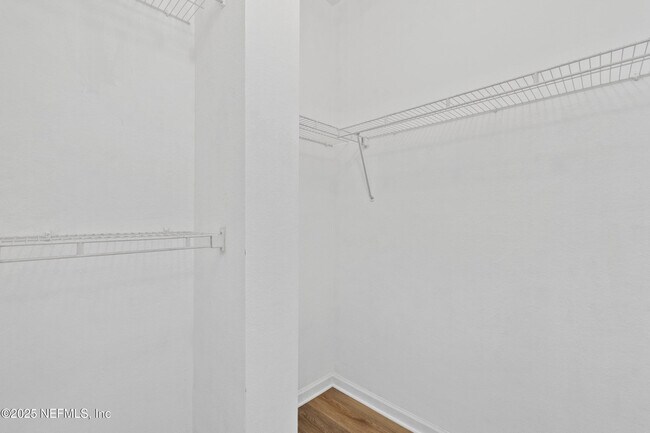 Building Photo - 410 S Villa San Marco Dr