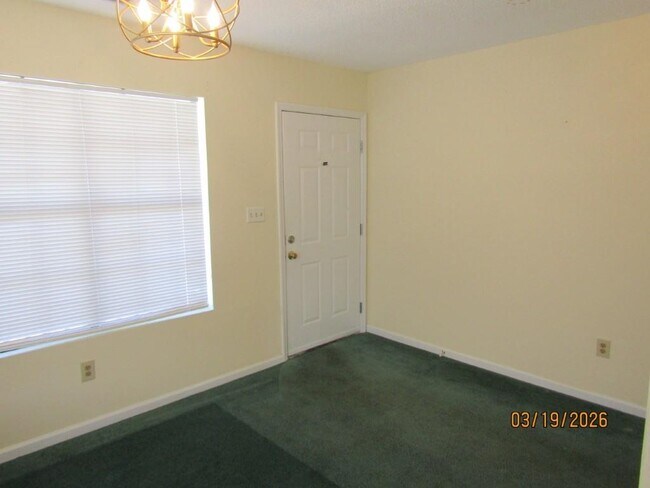 Building Photo - 1095 Plantation Dr