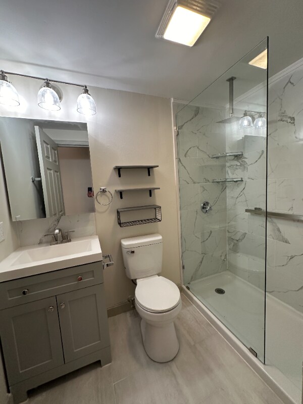 Building Photo - 55 Highland St