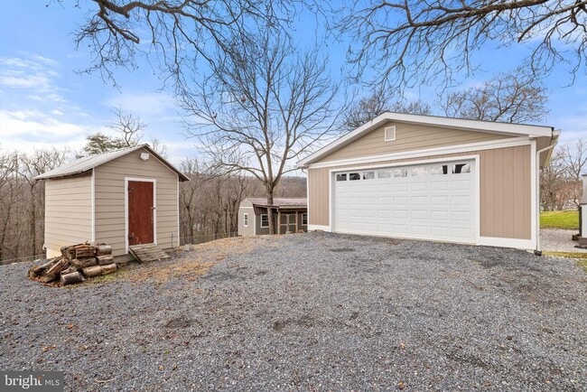 Building Photo - 239 McDonald Rd