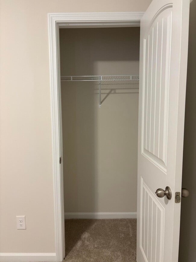 Building Photo - 2185 Stillpointe Dr