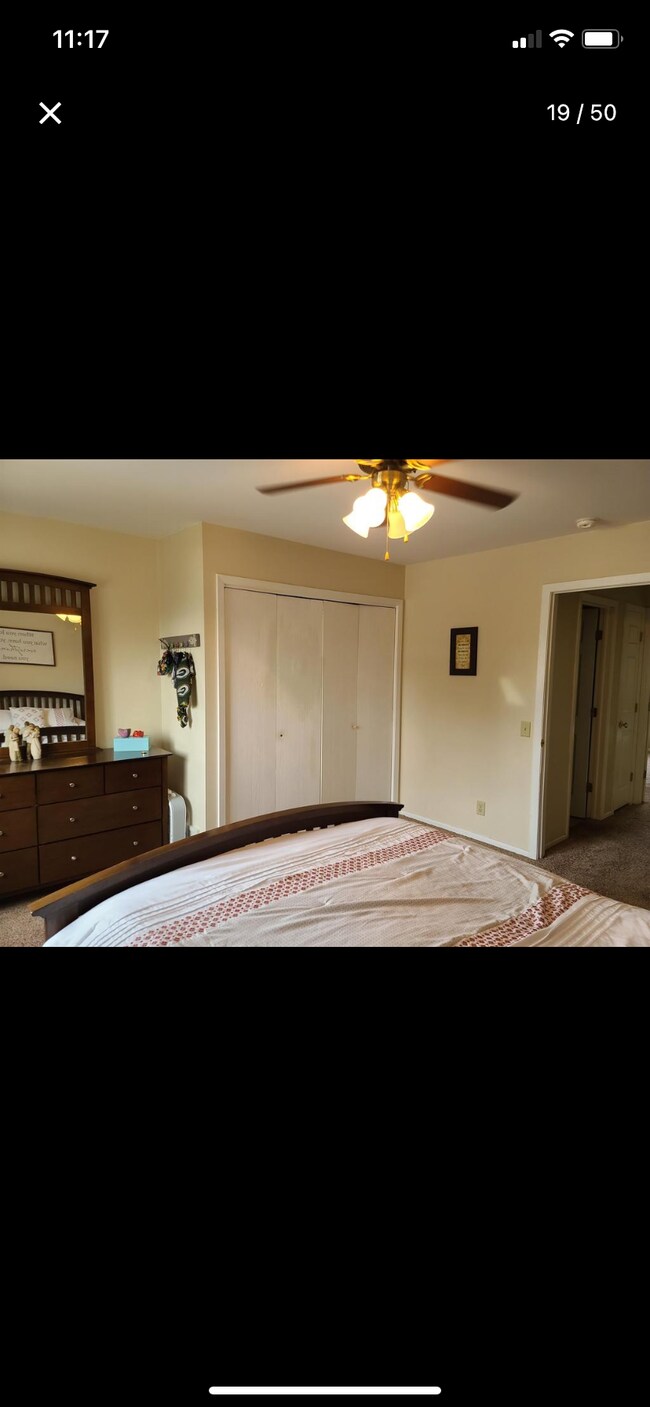 Building Photo - 873 Lincoln Ave