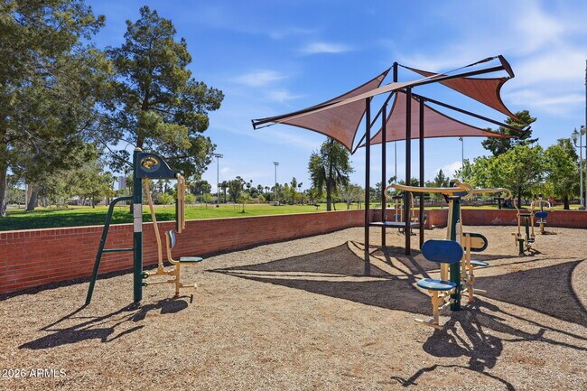 Building Photo - 1238 W Coronado Rd