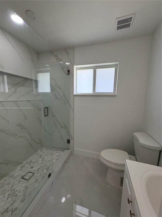 Building Photo - 29904 SW 148th Ave