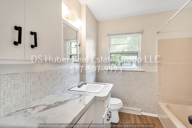 Building Photo - 4100 Marland Dr