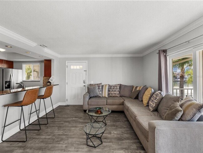 Building Photo - 185 Brightwater Dr