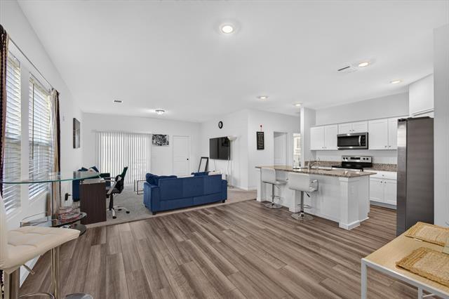 Building Photo - 13435 Wembley Heights Dr