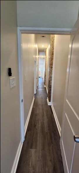 Building Photo - 1416 Arts St