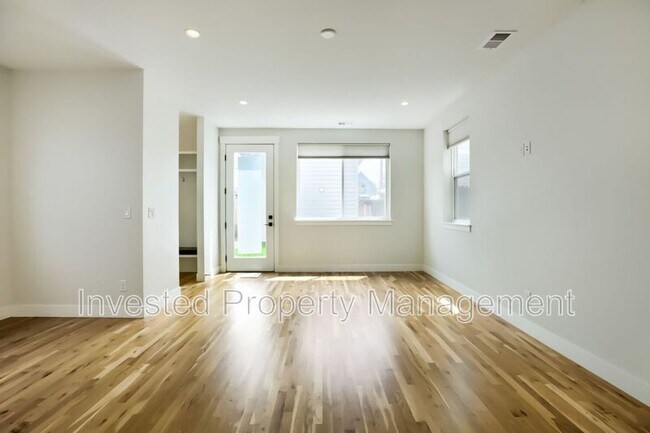 Building Photo - 3750 Gilpin St