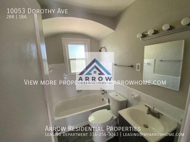 Building Photo - 10053 Dorothy Ave