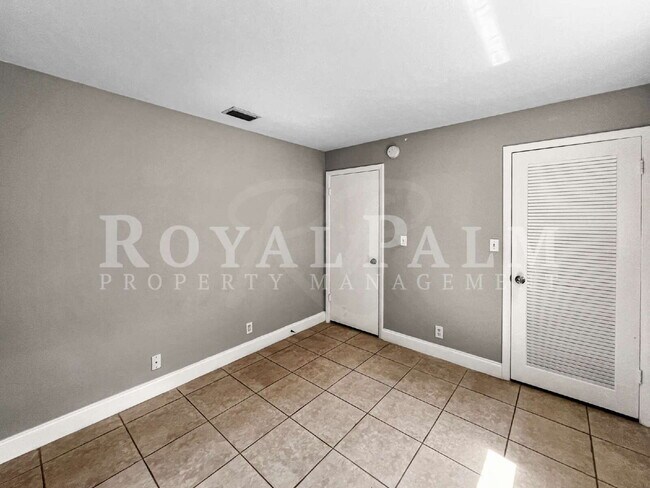 Building Photo - 7300 Barragan Rd