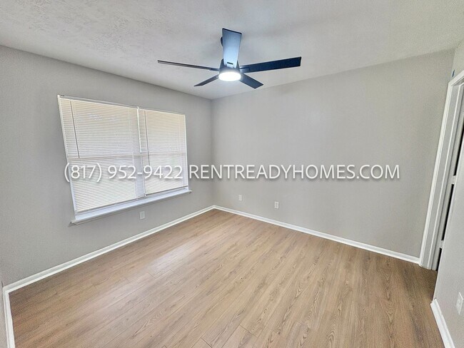 Building Photo - 2524 Pinon Ct