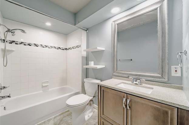 Building Photo - 2909 Lake Park Dr