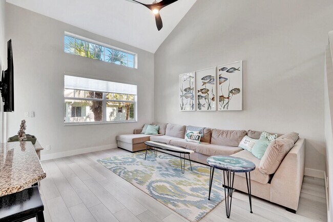 Building Photo - 1805 Mainsail Cir